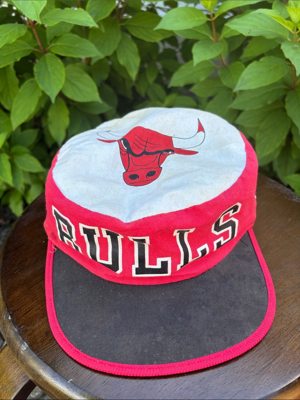 🏀 VINTAGE 90s Chicago Bulls Duckbill Painters Hat - Twins Enterprise